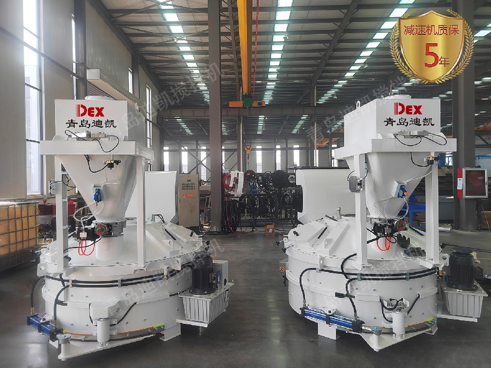 立軸行星式攪拌機.jpg 立軸行星式攪拌機.jpg