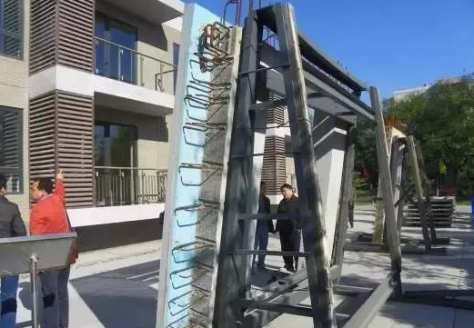 預(yù)制夾心保溫外墻